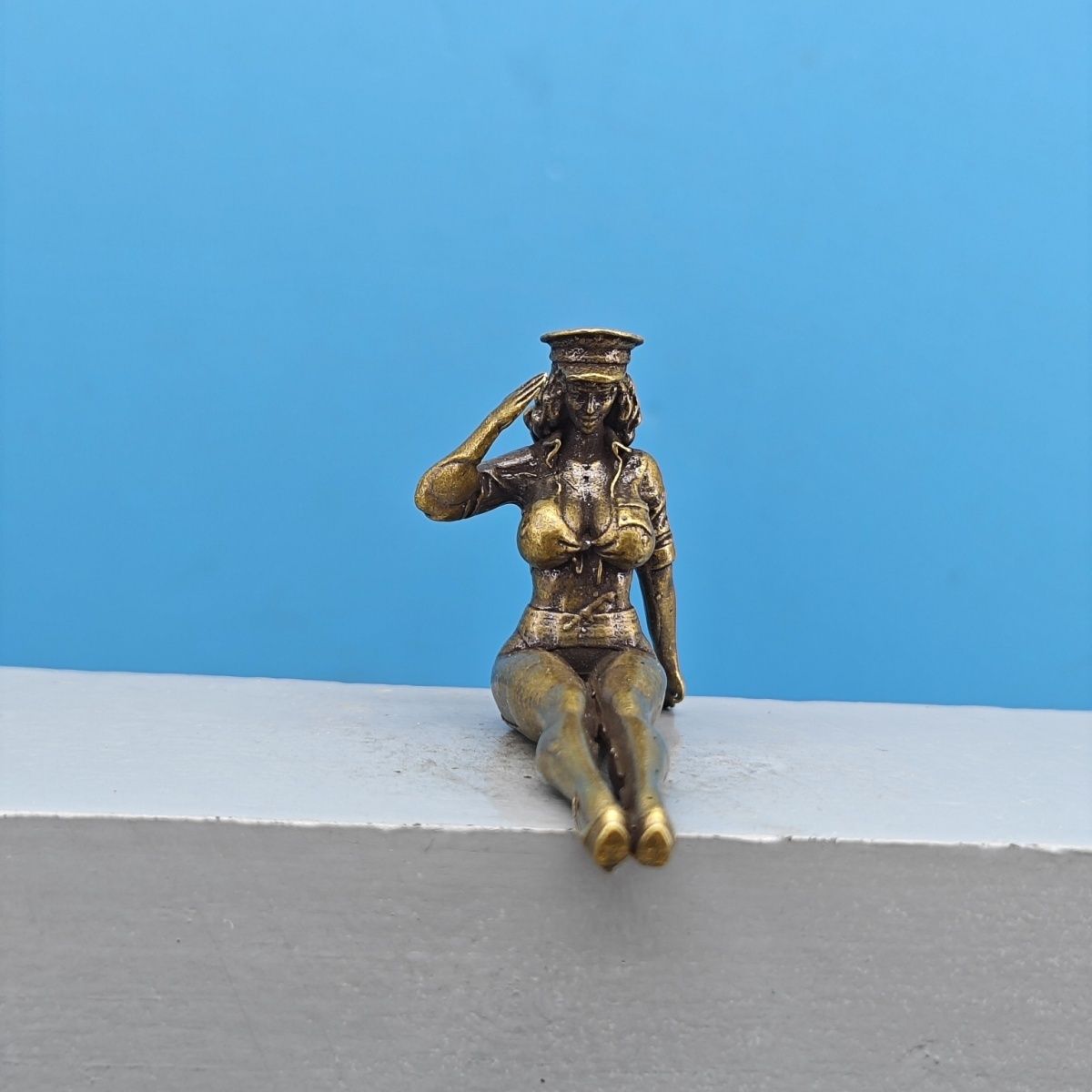 Solid Brass Miniature Girl Fig - Vintage Collectible Cars avis et prix