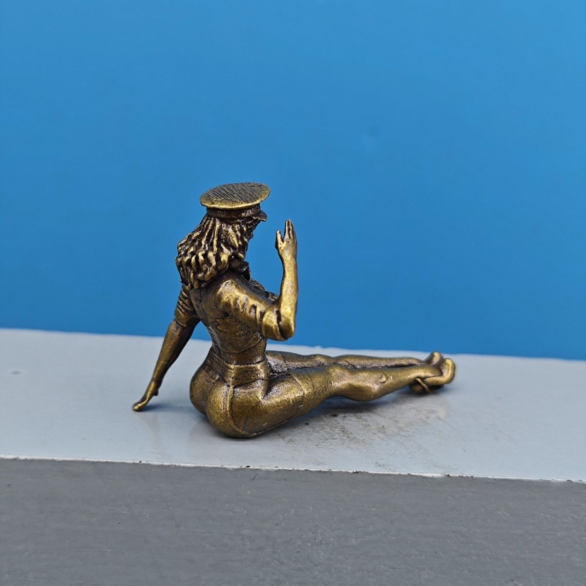 Solid Brass Miniature Girl Fig - Vintage Collectible Cars avis et prix