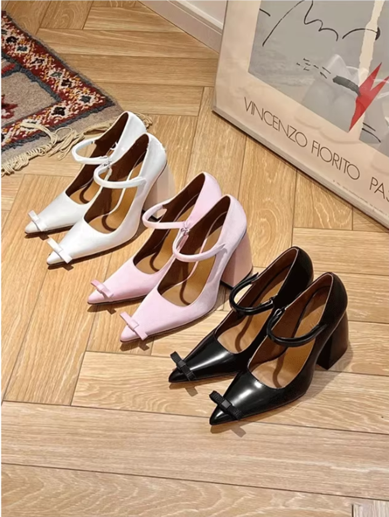 Elegant Pointed-Toe Multi-Colo - Vintage Collectible Shoes avis et prix