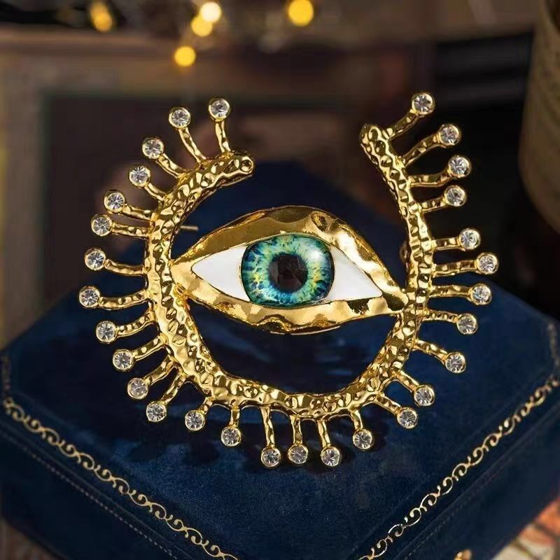 New Evil Eye Badges Cosplay An - Vintage Collectible Pins avis et prix