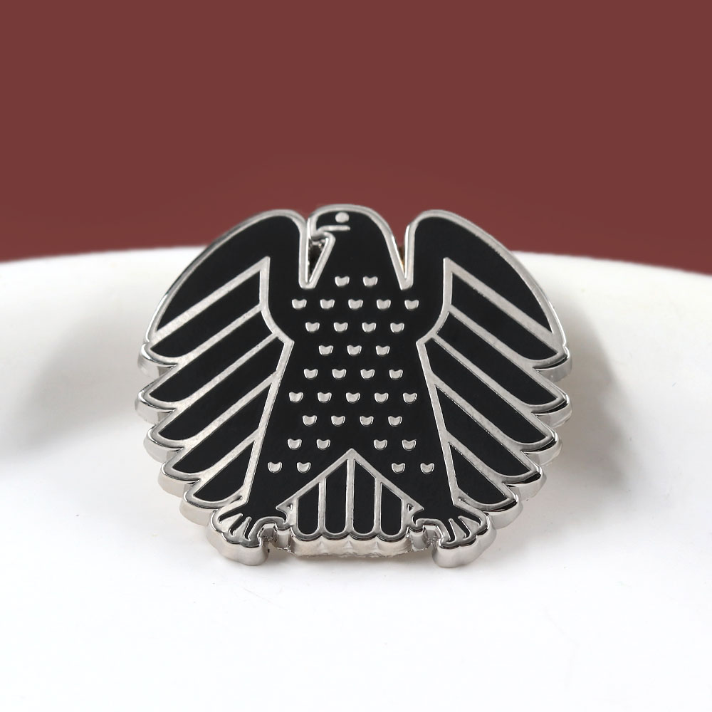 German Federal Black Hawk Broo - Vintage Collectible Pins avis et prix