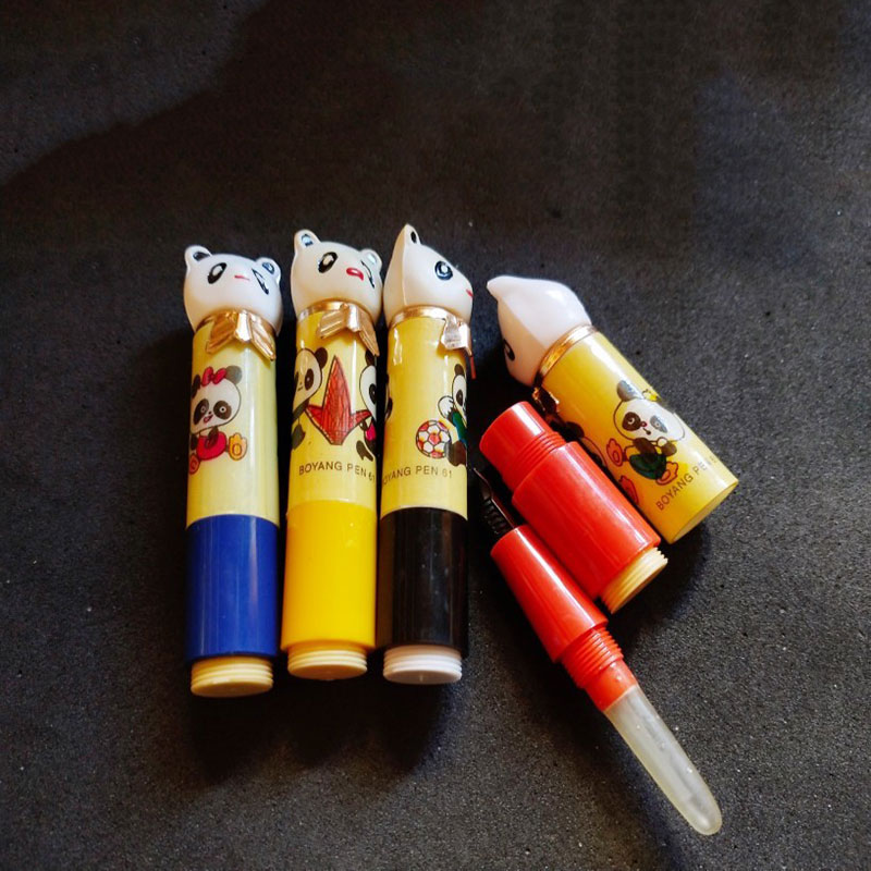 WUHAN  China In The 1980 S Col - Vintage Collectible Pens avis et prix